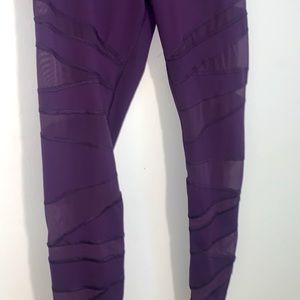 Victoria secret sport leggings pants medium purple